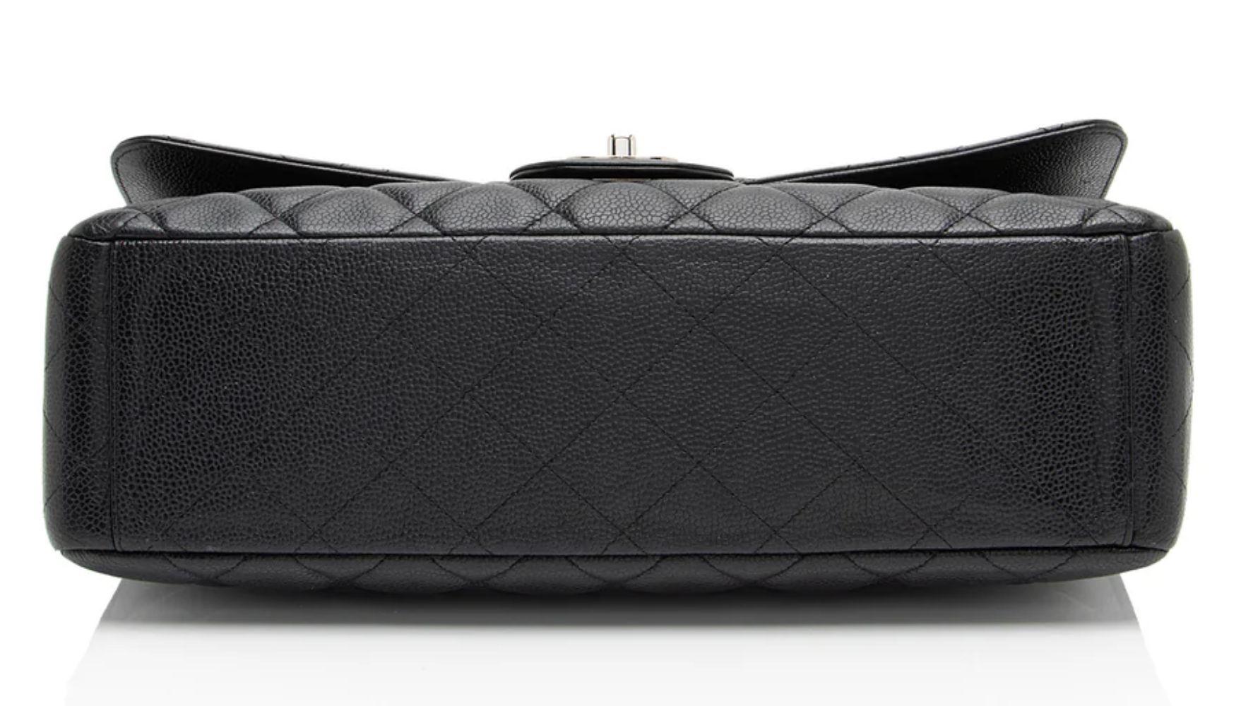 Chanel Caviar Leather Classic Maxi Single Flap Bag reacondicionado - Reebelo España