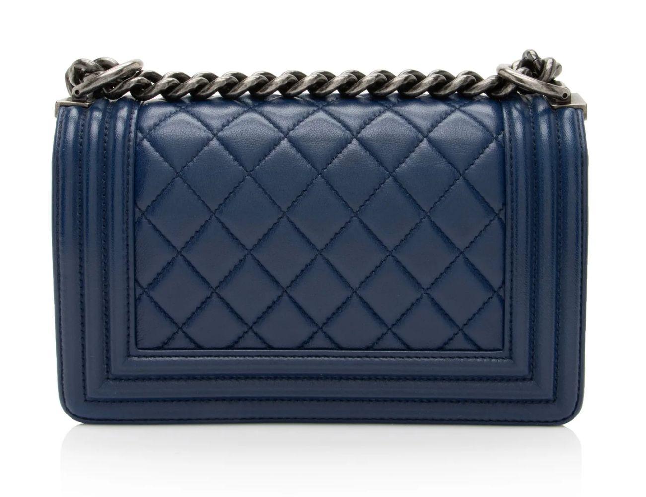 Chanel Lambskin Small Boy Bag reacondicionado - Reebelo España
